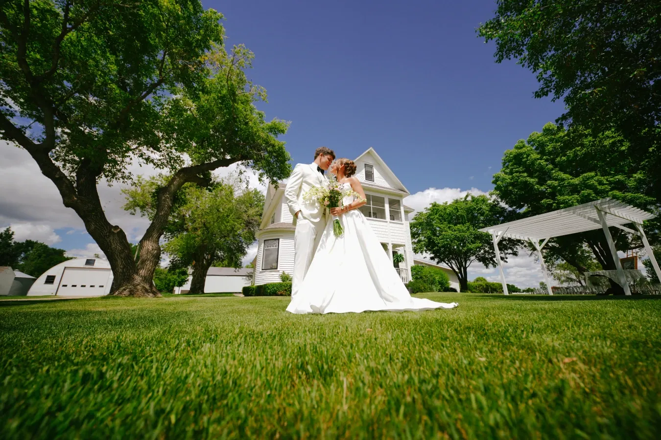 Amy & Teddy wedding at Family farm