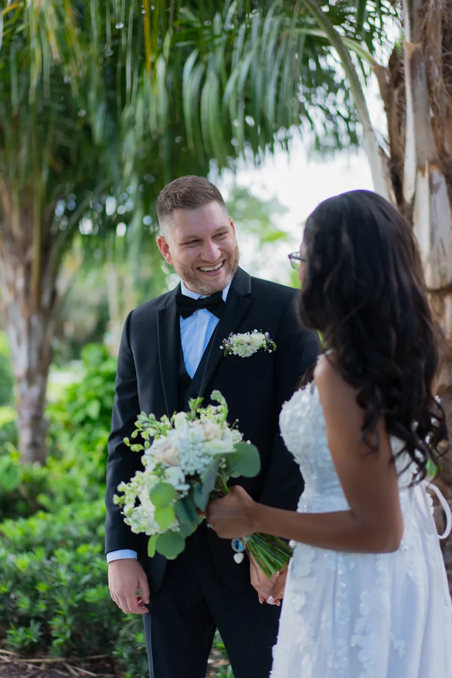 Kevin smiling as he sees Belinda during their first look